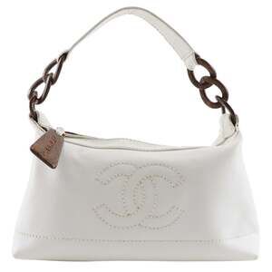 CHANEL White Caviar Leather Logo Shoulder Bag
